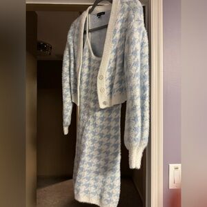 Kendall & Kylie Light Blue and White Fluffy Knit Cardigan